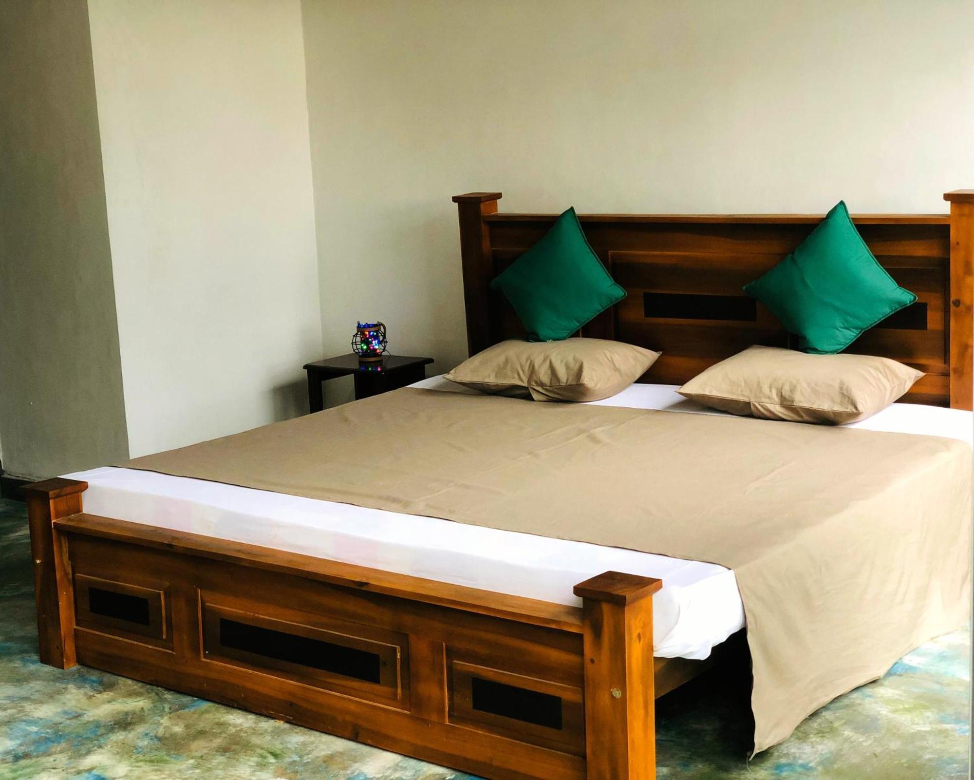 Barefoot Inn Kandy Ngoại thất bức ảnh