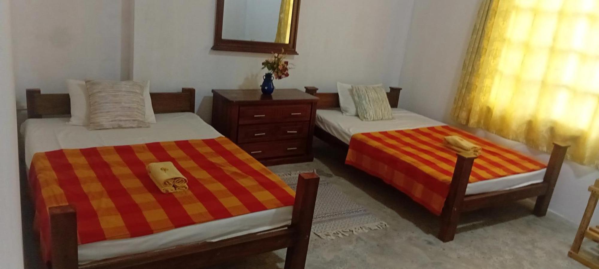Barefoot Inn Kandy Ngoại thất bức ảnh